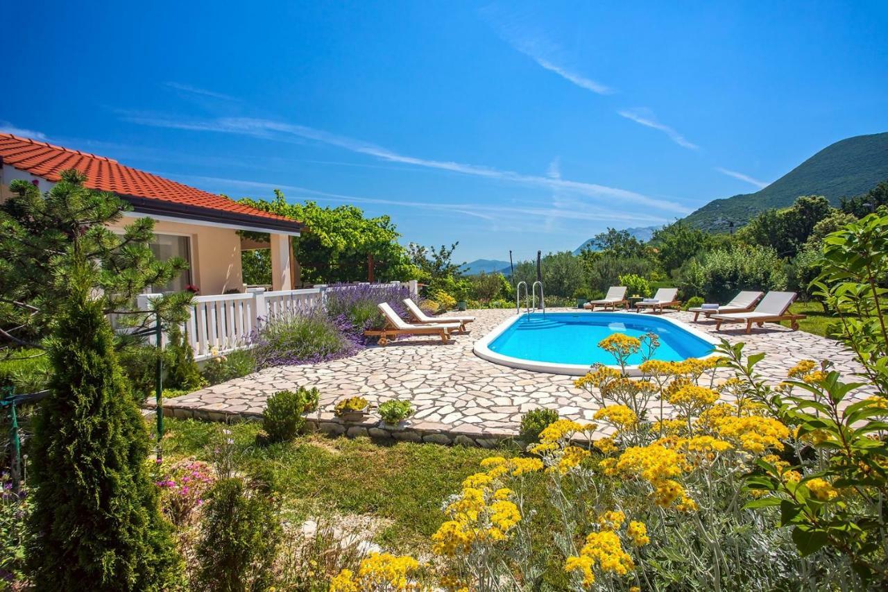 Villa Ana - 3 Bedroom Villa With Private Pool And Unspoiled Natural Environment Kucice ภายนอก รูปภาพ